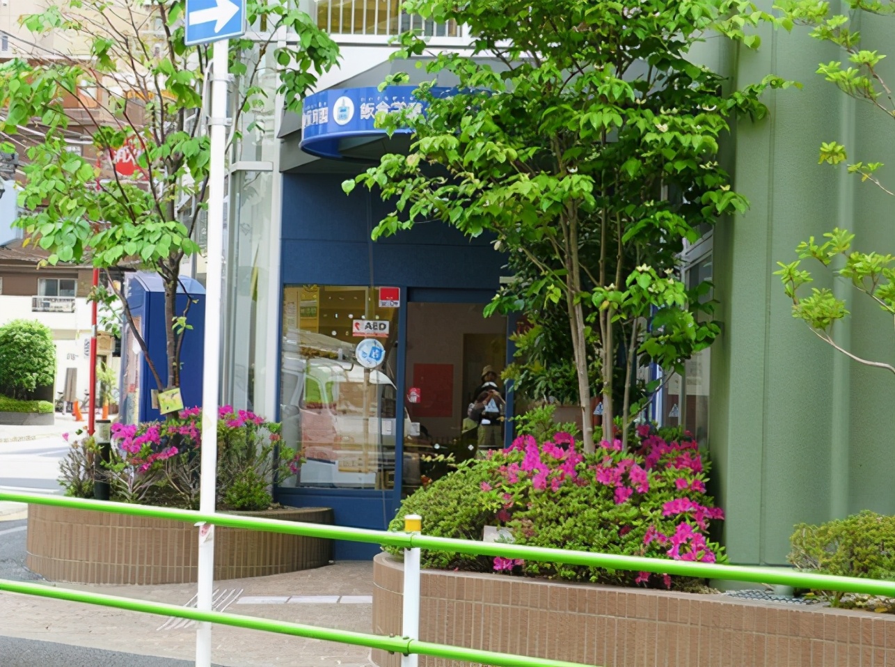 坐拥六本木都市核心，尽享时尚便利生活