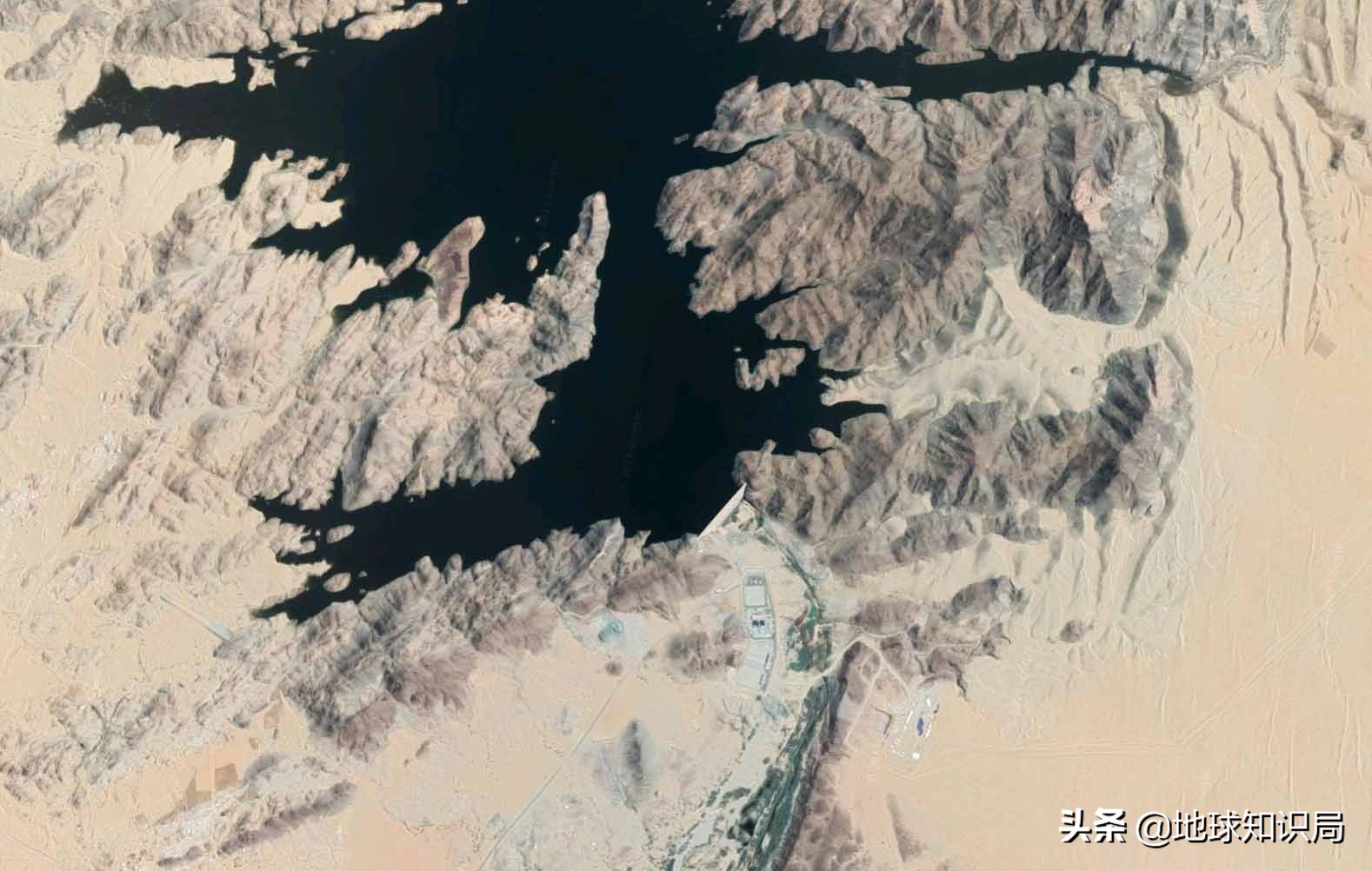 石油帝国遇袭！这个单一产业国家该何去何从|地球知识局