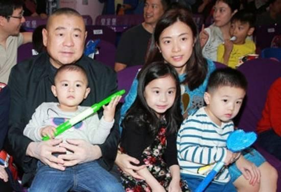 刘銮雄吕丽君甘比最新消息,刘銮雄吕丽君新欢借钱分手费