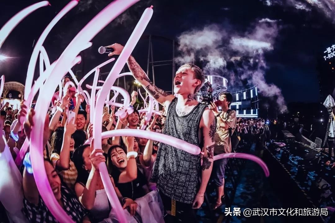 武汉电音节2019欢乐谷黄明昊,武汉玛雅电音节黄明昊