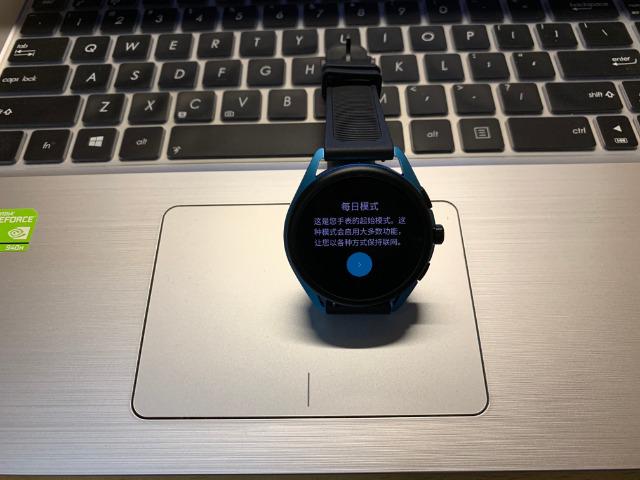 阿玛尼智能腕表第五代,阿玛尼智能手表第四代art5006