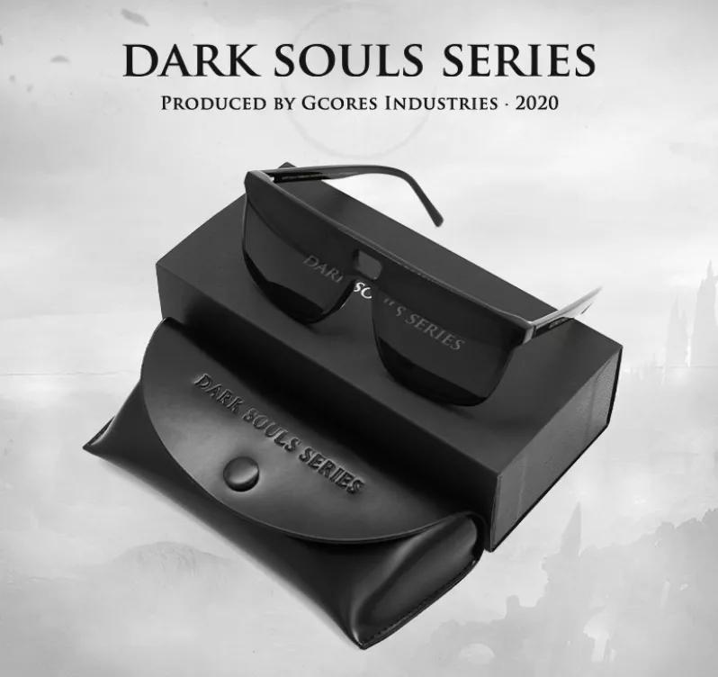 LOL携耐克打造幻彩球鞋？这些联名潮牌有点香