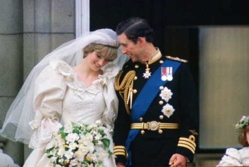 戴安娜走秀完整版,惊鸿一瞥古典婚礼