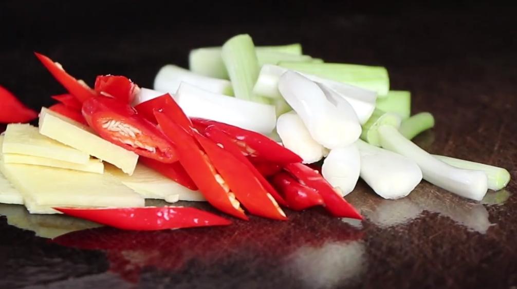 鱿鱼仔的做法香辣,香辣鱿鱼仔的正宗做法