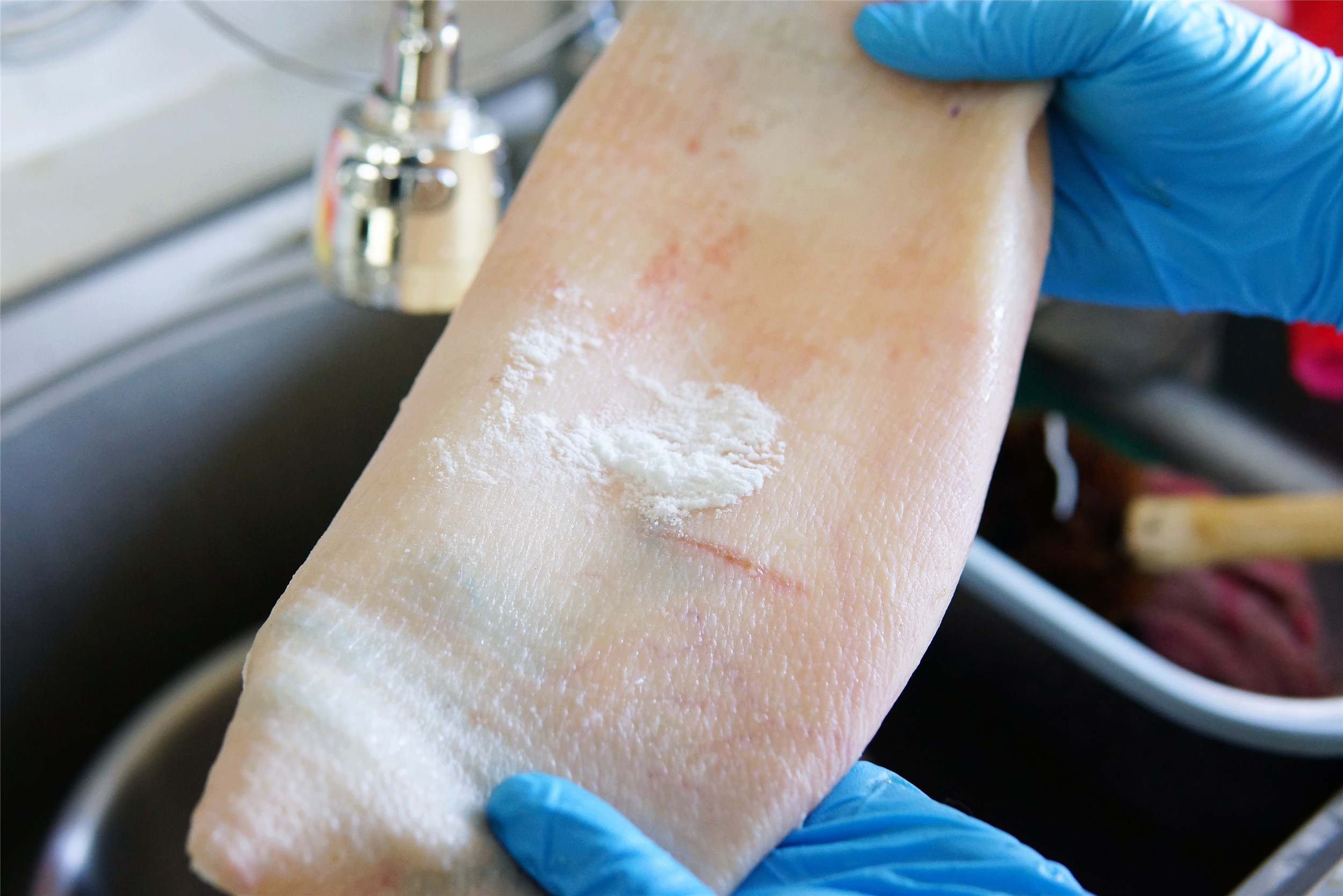 我为年夜饭添道菜腰缠万贯作文,年夜饭第十一道菜腰缠万贯