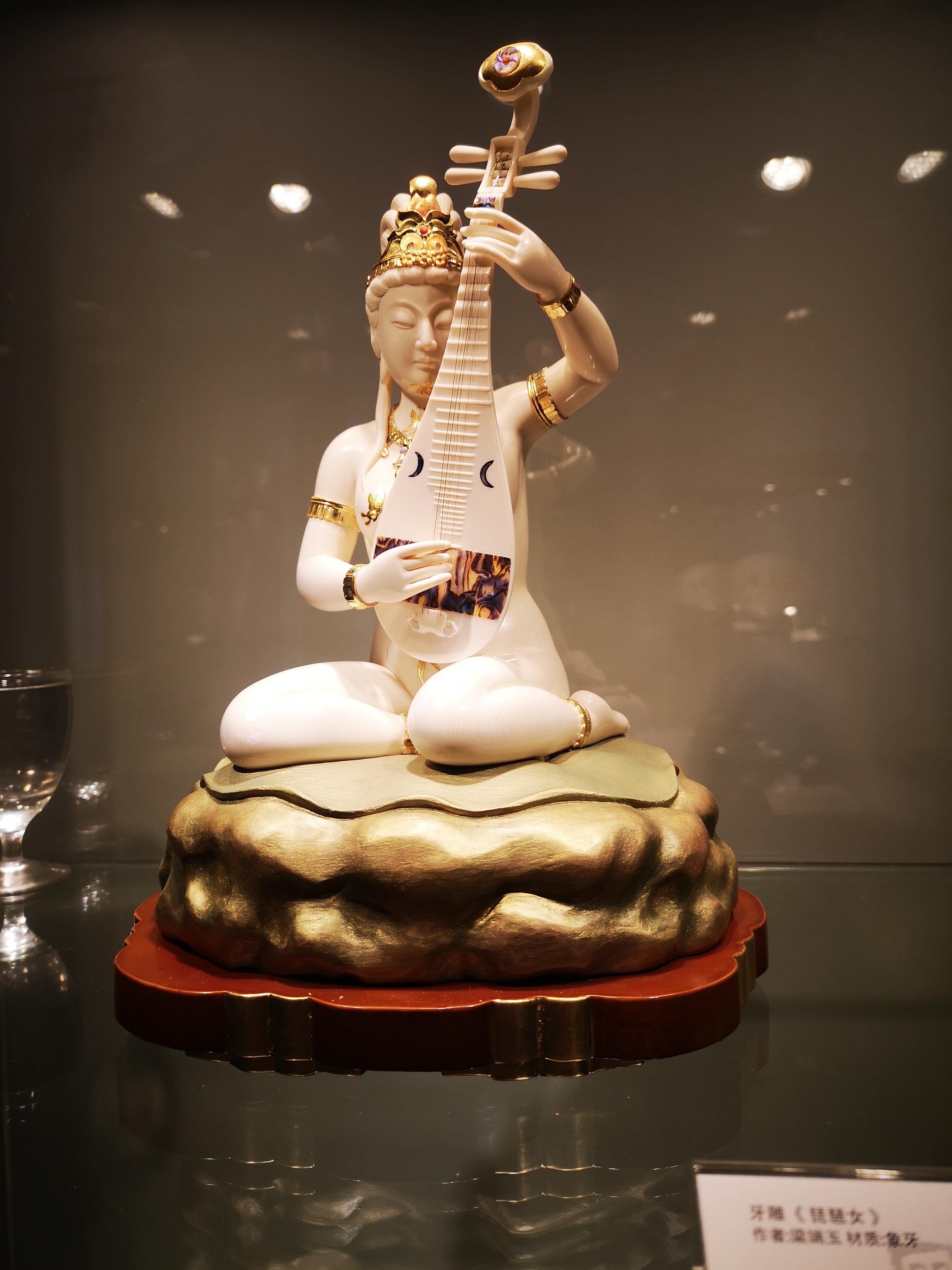 上海陆家嘴有哪些富人,上海陆家嘴低调富豪