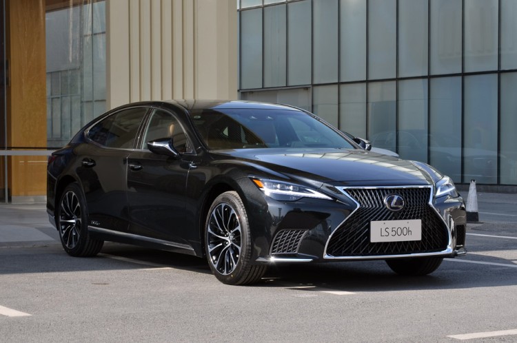 雷克萨斯ls500h二手车,38号车评中心测试雷克萨斯ls500h