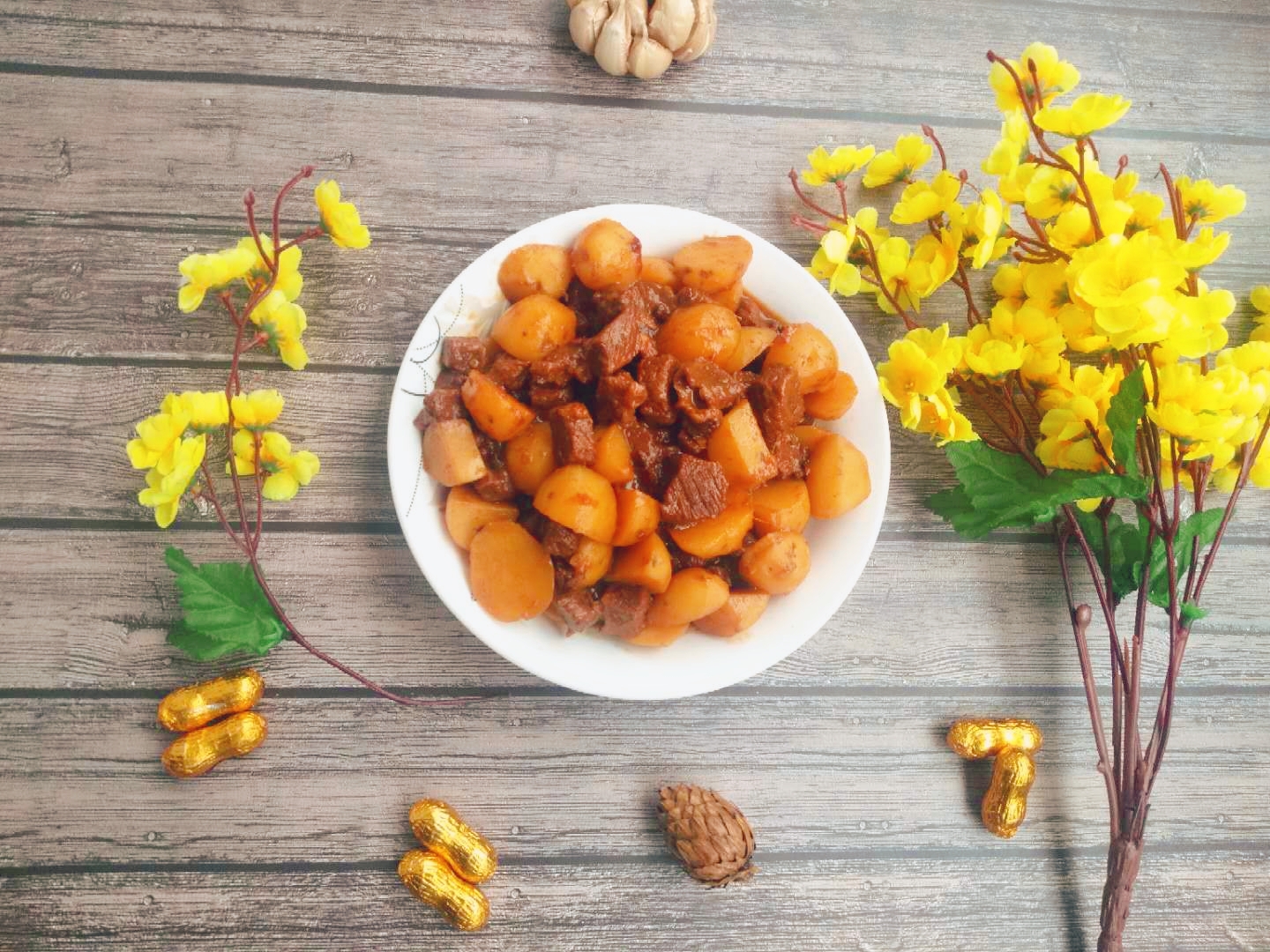 教你在家做西红柿炖牛肉开胃好吃,西红柿土豆炖牛肉汤的做法大全