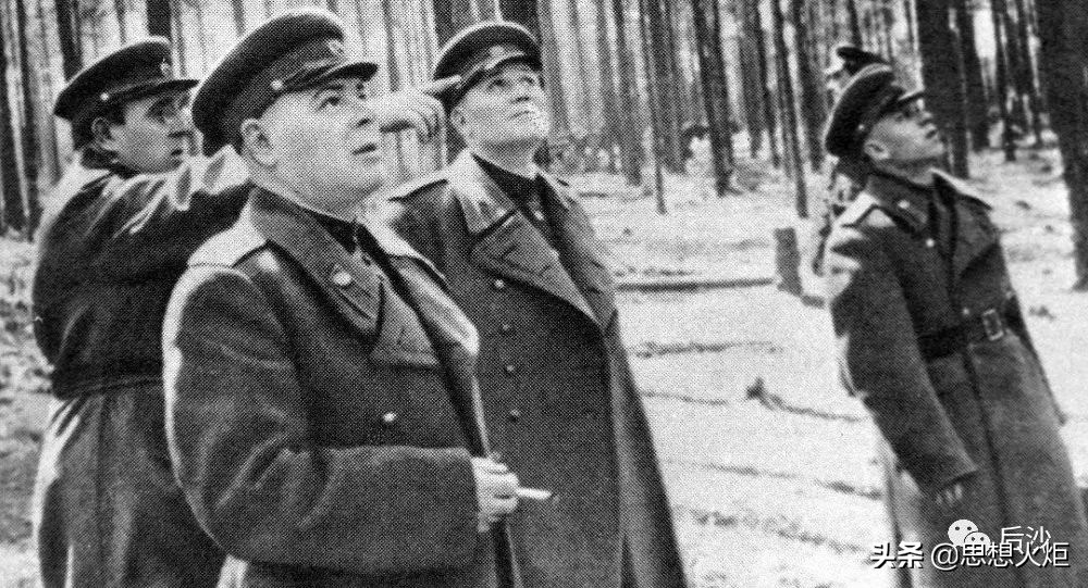 捷克*华反**“二五仔”要上台，它们忘了历史教训了？