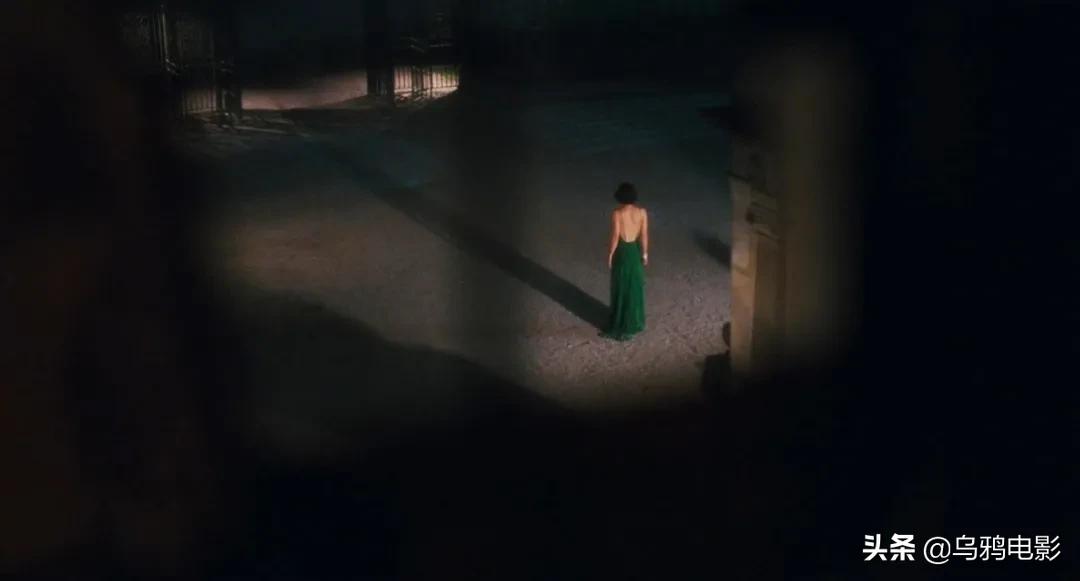 得不到就毁掉？撞破心上人和姐姐的奸情后，她将他送进了监狱...