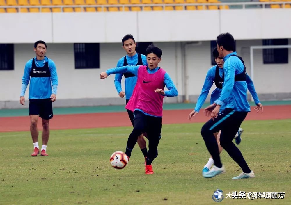 大连足球的衰落从哪年开始,大连足球罢赛风波