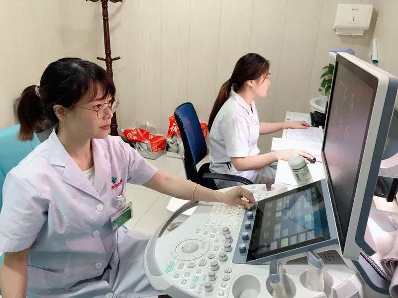 彩超怎么在屏幕上看是黑白的,为什么我的彩超是黑白色