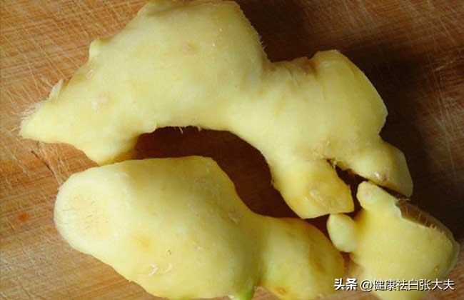 生姜擦头脱发更严重了,生姜煮水洗头能治疗脱发吗