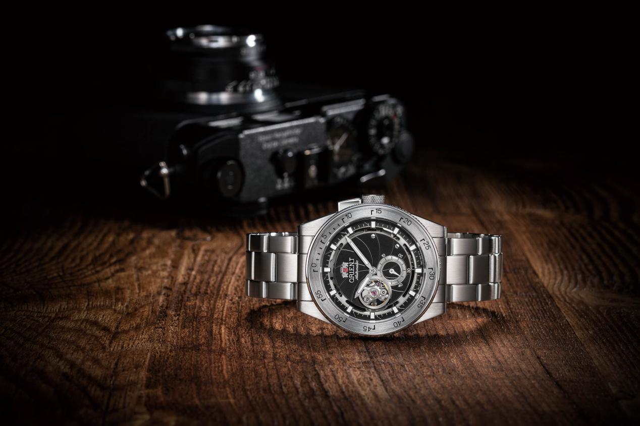 得年轻人者得天下原视频,东方双狮经典表款