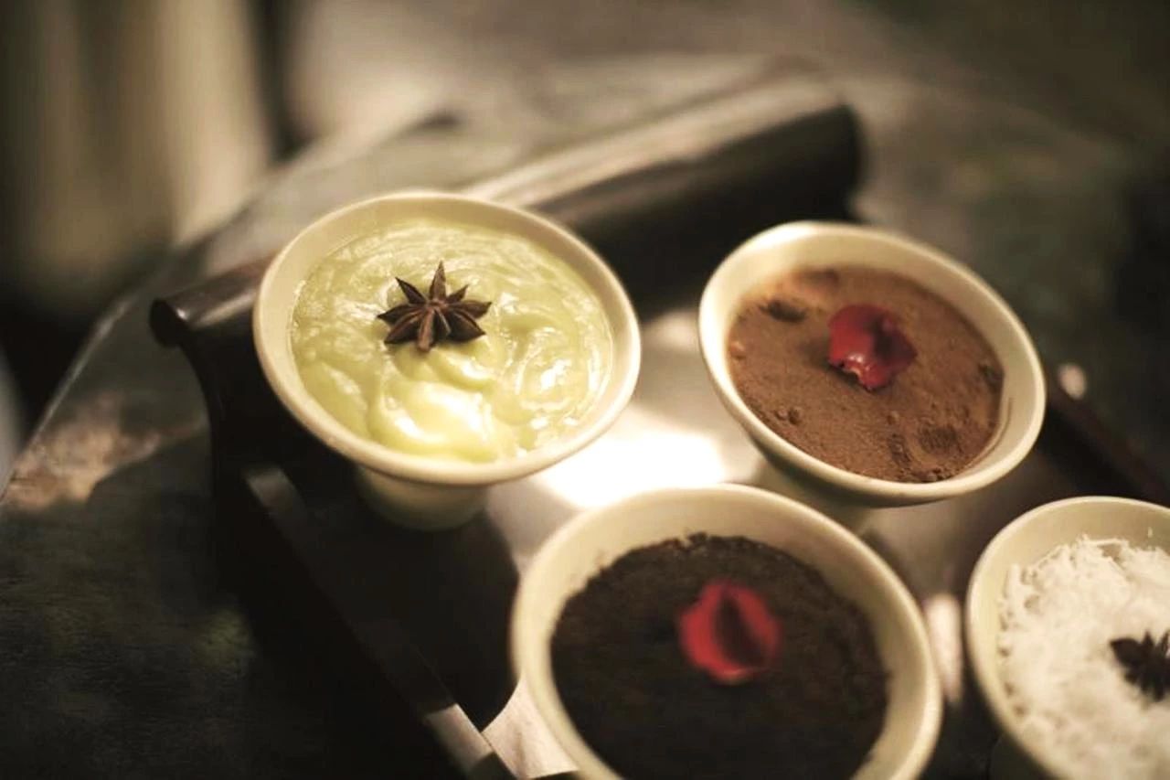 闃虫湐棣欐鍗庤嫻搴﹀亣閰掑簵,棣欐鍗庤嫻閰掑簵闃虫湐