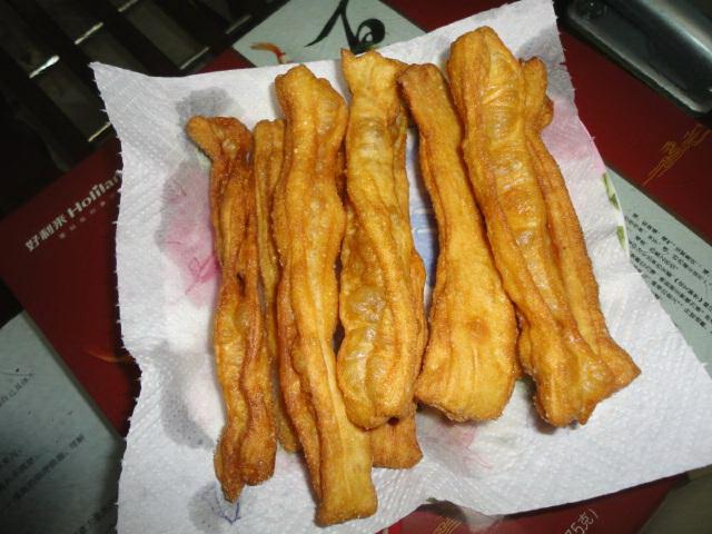 油条不发面怎么炸出来又软又蓬松,油条怎么炸蓬松暄软香脆