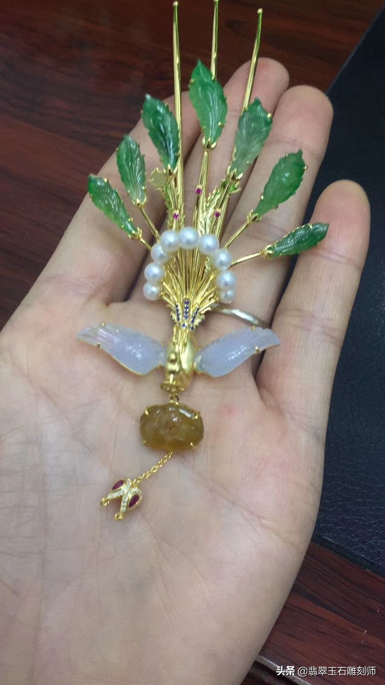 结婚三金选择黄金还是彩金,结婚金首饰怎么挑选