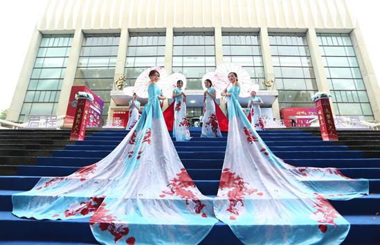 武汉大学电气与自动化迎新晚会,武汉大学新春联欢晚会