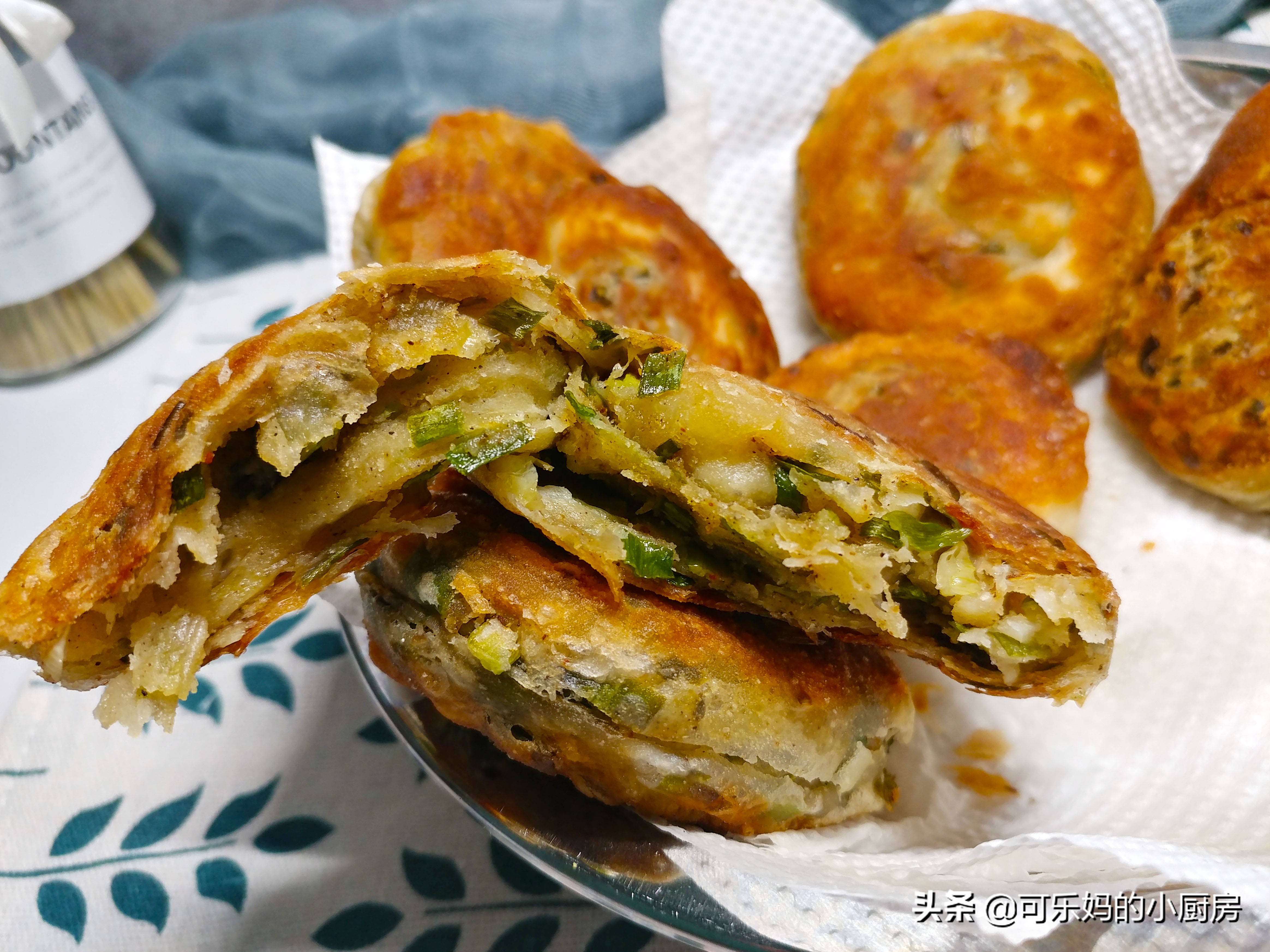 酥皮绿豆饼小吃,蛋挞皮酥皮绿豆饼