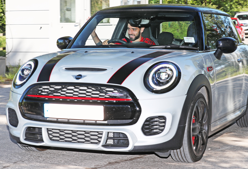 博格巴回归曼联训练,博格巴二进宫曼联