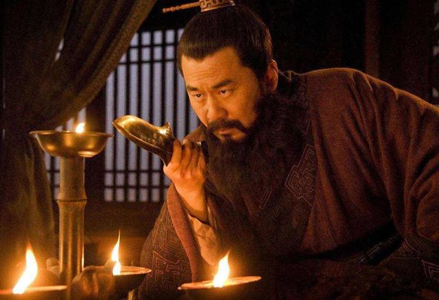 最有文化的2个喷子：一人骂曹操一人骂武则天，还让对方心服口服