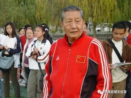 还记得当年的铿锵玫瑰吗？老马这样说……