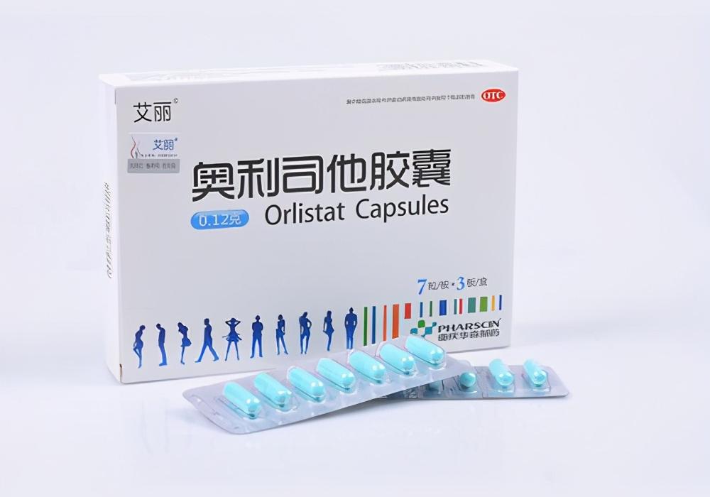 郭美美涉毒案件,二进宫郭美美受审作案细节披露