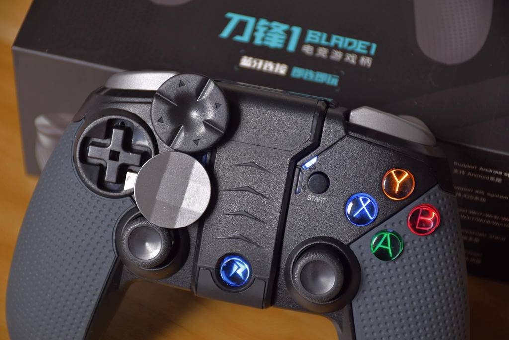 微软和索尼的游戏手柄哪个好用,目前最值得入手的游戏手柄