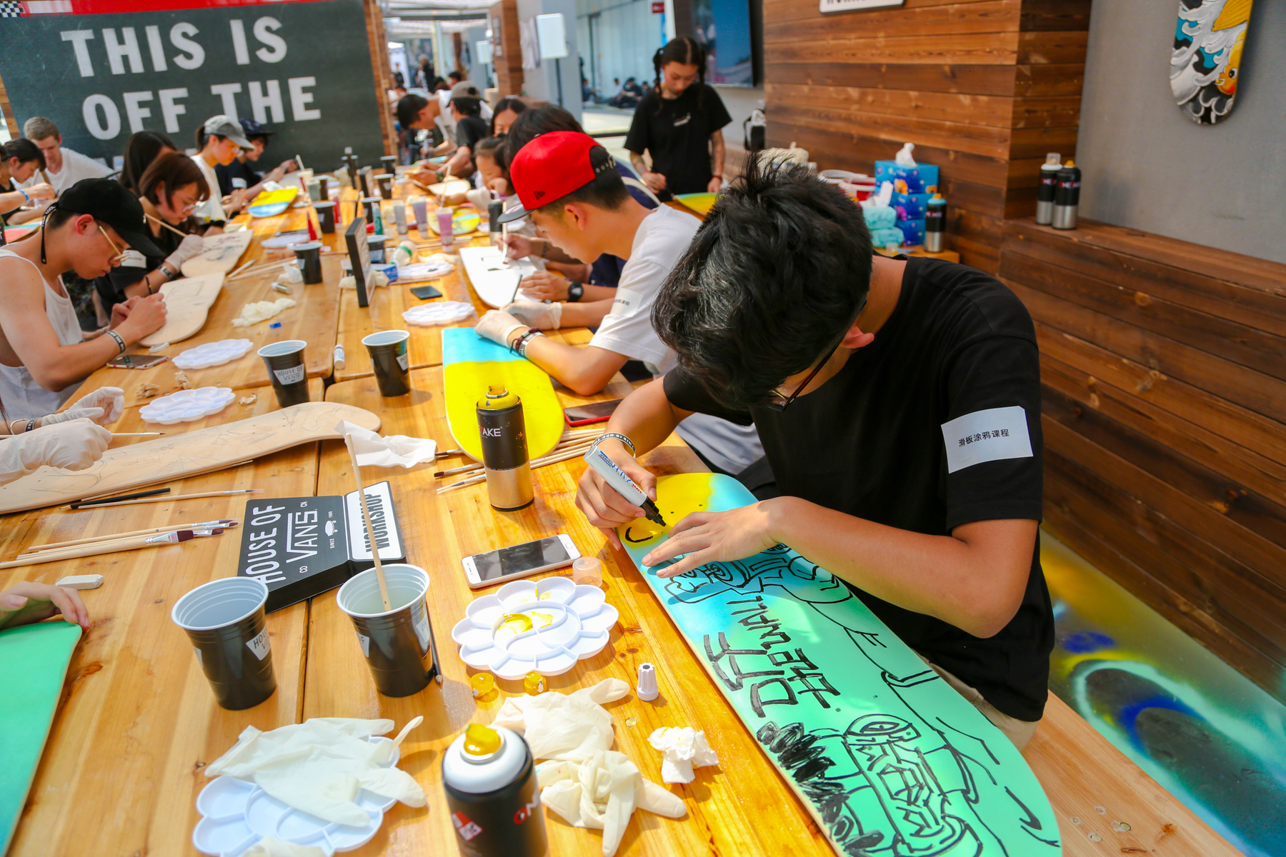 vans造型潮流,vans不被定义的才是风格