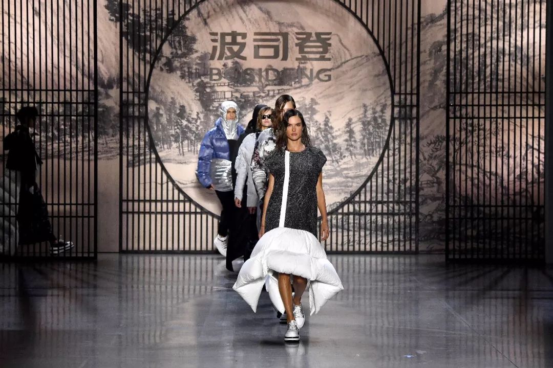 为啥波司登比雪中飞贵,波司登今年为什么这么贵