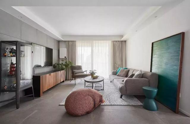 简约灰色地砖配什么沙发,简约的灰色地砖贴得真好看