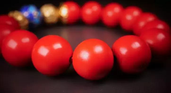 男人戴什么手串有面子,男士戴什么水晶手串最好