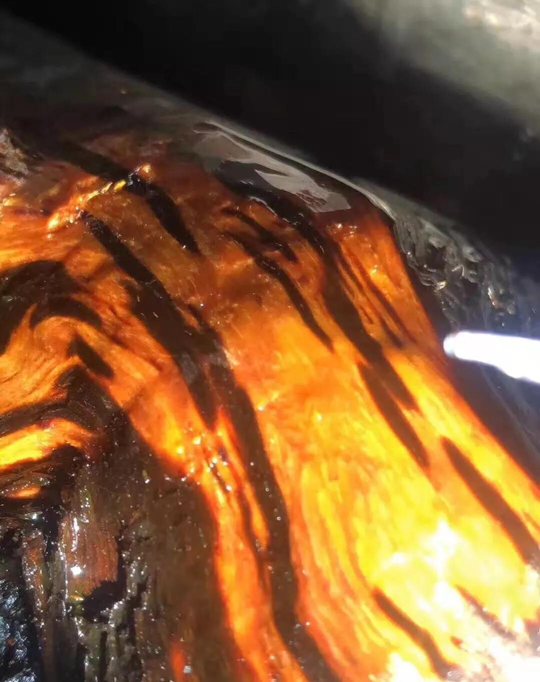 大叶紫檀是犀角紫檀吗,大叶紫檀是红木的一种吗