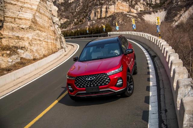 瑞虎7和瑞虎8车身强度哪个好,瑞虎8和瑞虎7哪个省油