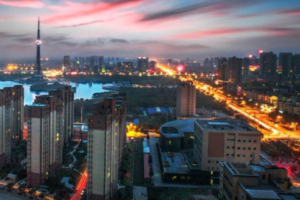 焦作的这个城中村，被称为留情村，是大学生情侣的天堂