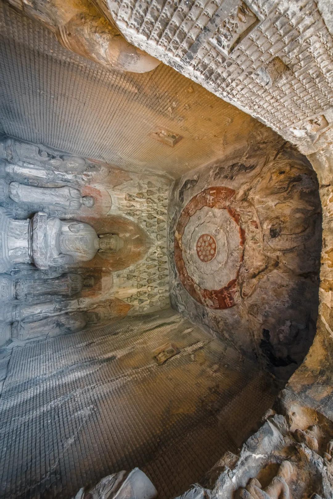 龙门石窟感受一下大唐盛世,为什么盛唐气象在龙门石窟