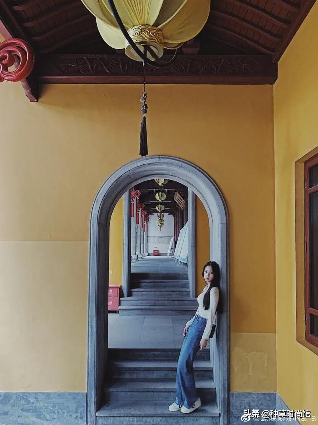 适合学生的穿搭高级感图集,小花穿搭图片大全