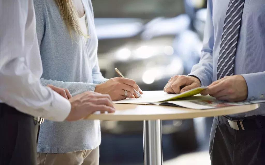 保险理赔人员标准话术,售保险技巧和话术