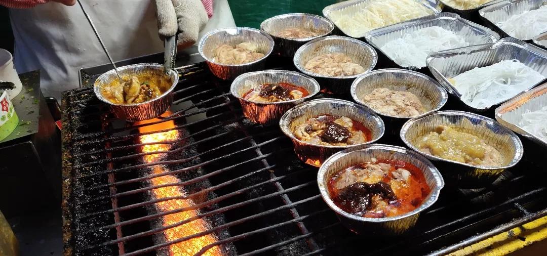 带你逛全国各地特点夜市,国内最好逛的夜市摊来了就不想走