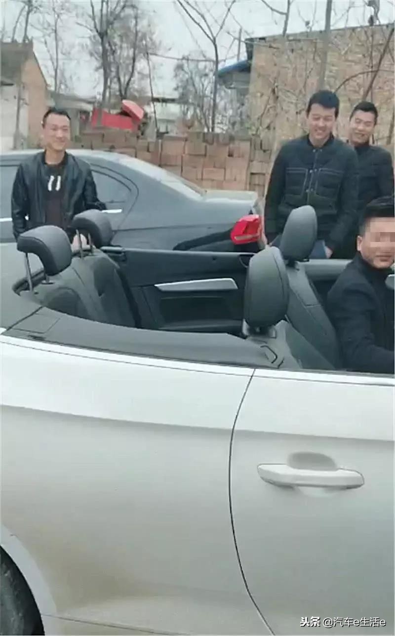 新款奥迪a5敞篷版街拍,偶遇敞篷奥迪a5