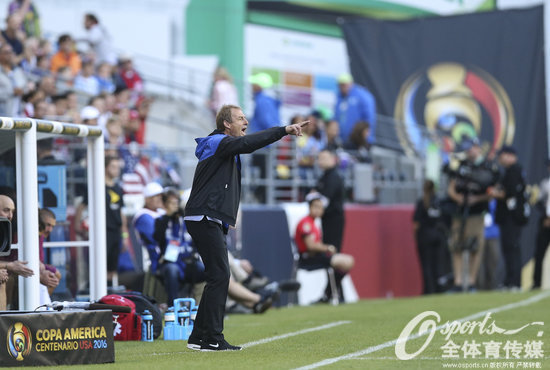 又一大牌教练牵手国足？曾被顶级豪门扫地出门的他，能行吗？