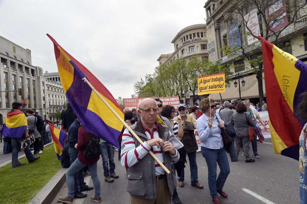 欧债危机的原因影响及启示,欧债危机的发展过程