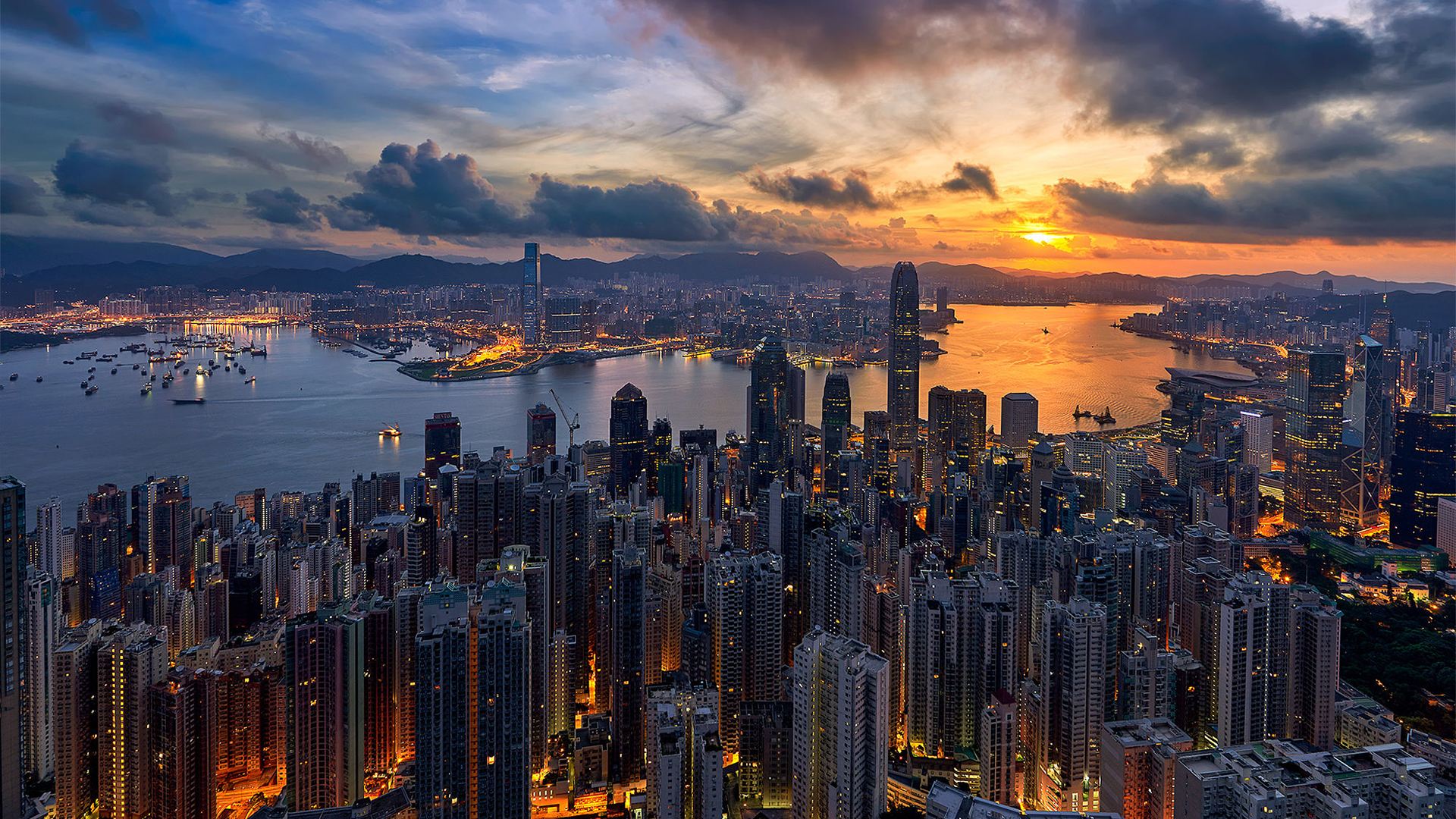 专业的摄影师拍摄夜景时，十有八九都会用这些技巧，照片更耐看