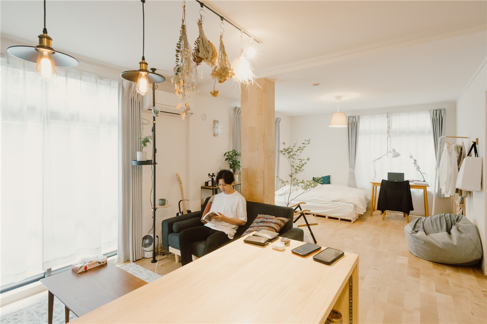 日本40平两室小户型旧房改造,日本小空间房间布置极简