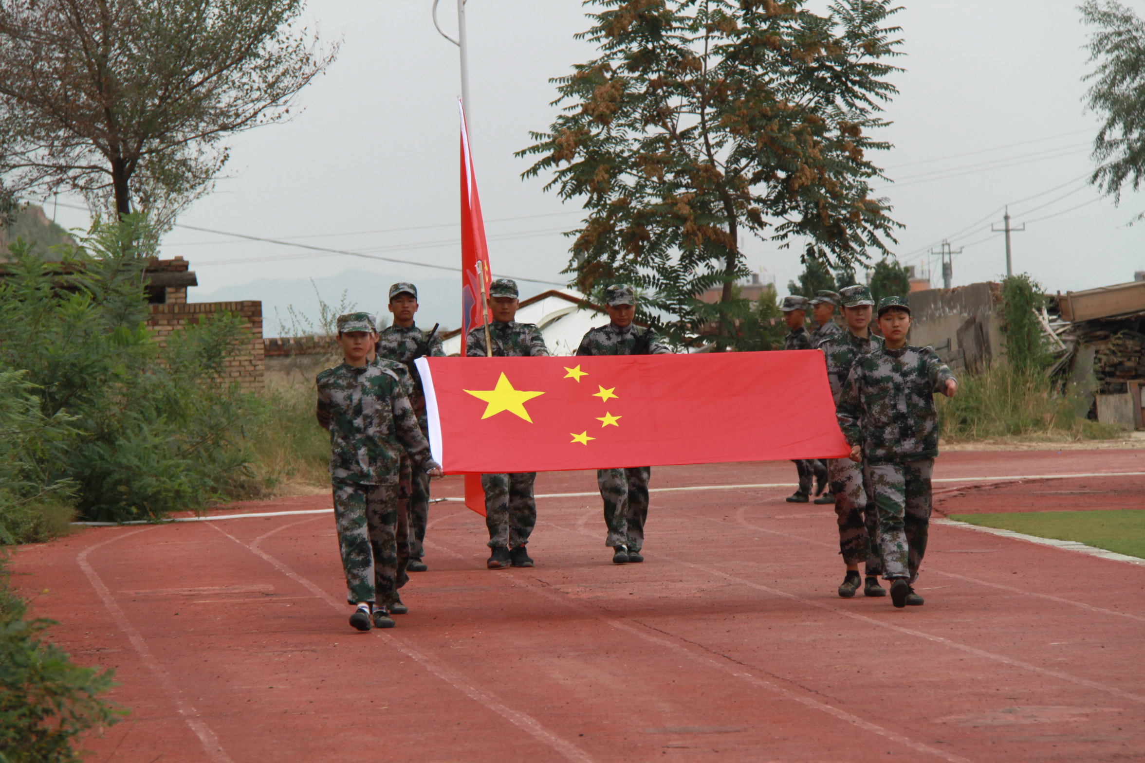 举行国防教育总结表彰暨开学典礼,甘肃国防技工学校