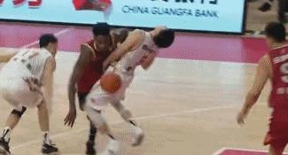 cba裁判罚引风波评价,cba判罚结果改判