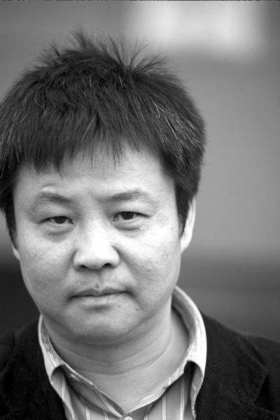 余华许三观卖血记最后一句解析,余华许三观卖血记深度解读