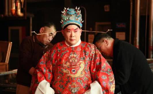 王佩瑜评价郭德纲京剧,京剧演员王珮瑜点评郭德纲