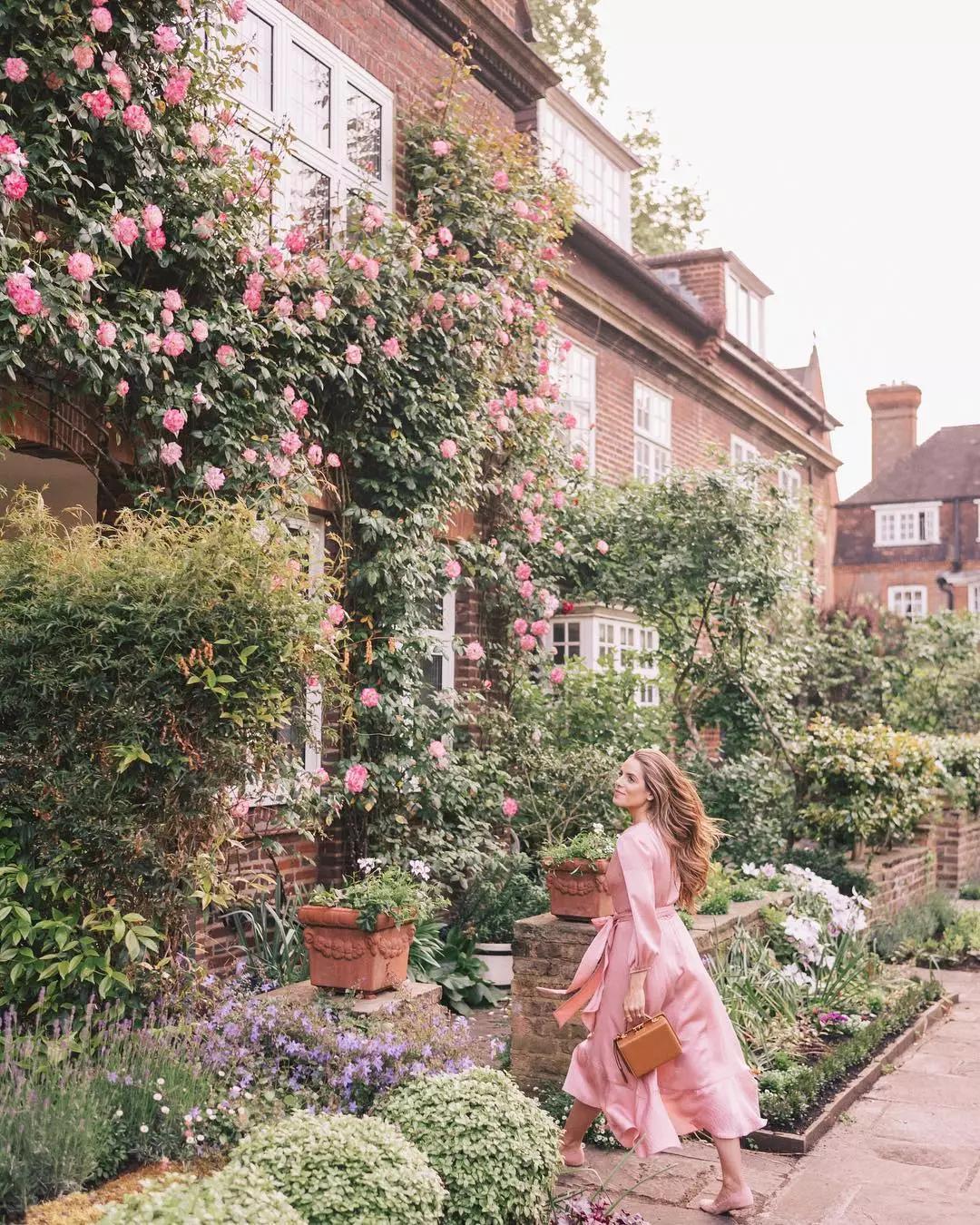 夏日就穿糖果色连衣裙，贼靓，回头率200%