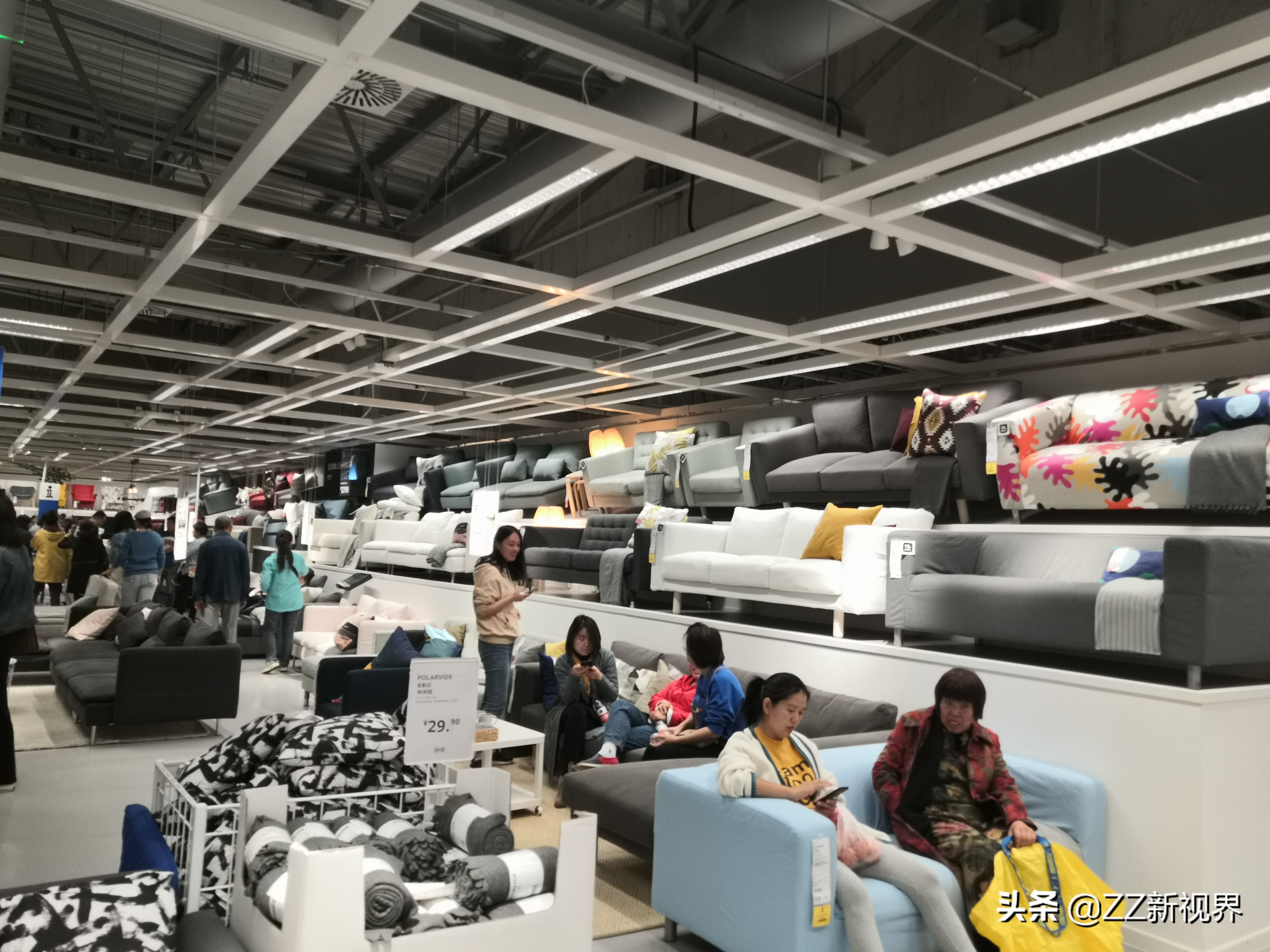 去宜家拍照适合穿什么衣服,来郑州逛宜家怎么拍照